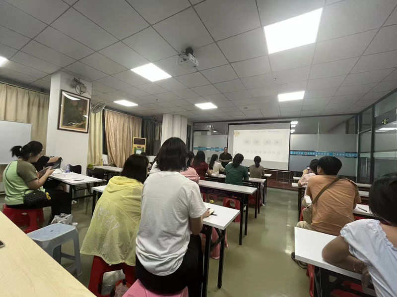 东莞万江天骄职校暑假培训电商培训图